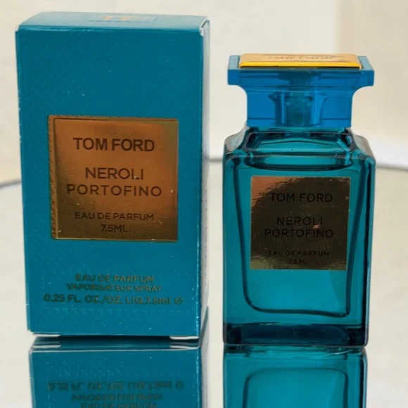 Tom Ford Neroli Portofino eau de parfum travel spray 7.5ml - Picture 2 of 10